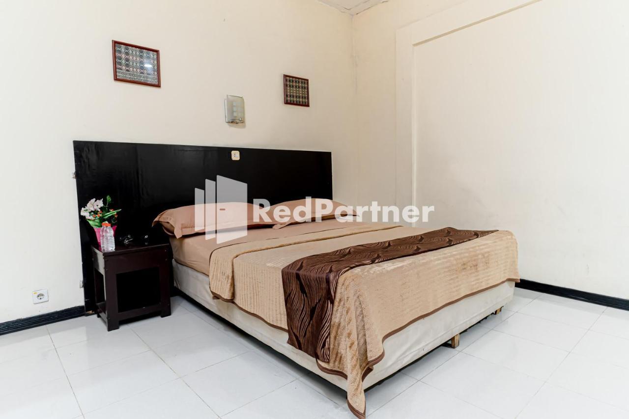 Cherry Pink Hotel Medan Mitra Reddoorz المظهر الخارجي الصورة