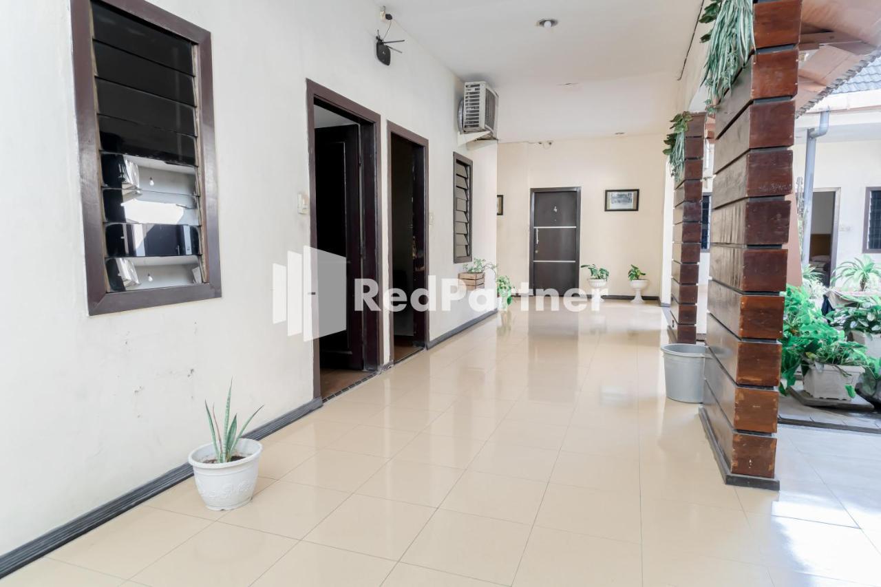 Cherry Pink Hotel Medan Mitra Reddoorz المظهر الخارجي الصورة