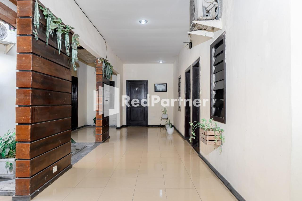 Cherry Pink Hotel Medan Mitra Reddoorz المظهر الخارجي الصورة