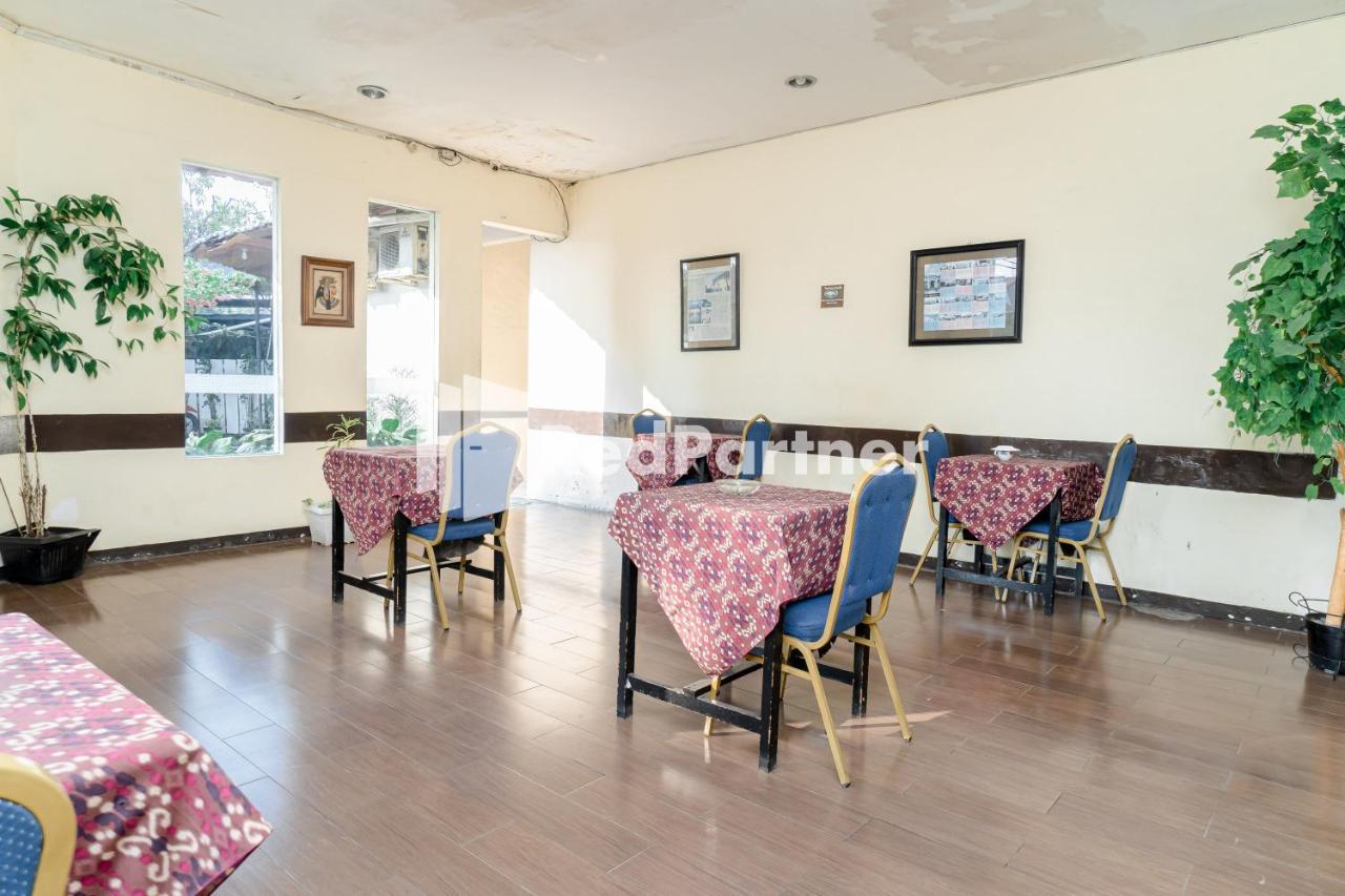 Cherry Pink Hotel Medan Mitra Reddoorz المظهر الخارجي الصورة
